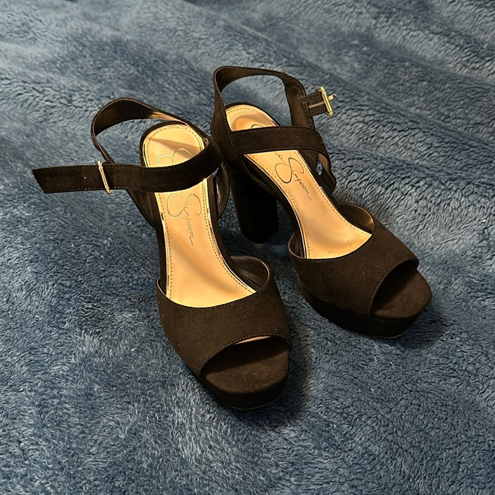 jessica simpson platform black heels